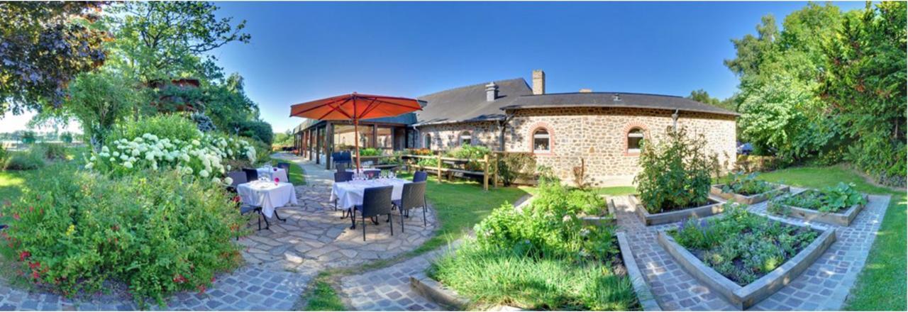 מלון Mézangers Au Relais Du Gue De Selle מראה חיצוני תמונה